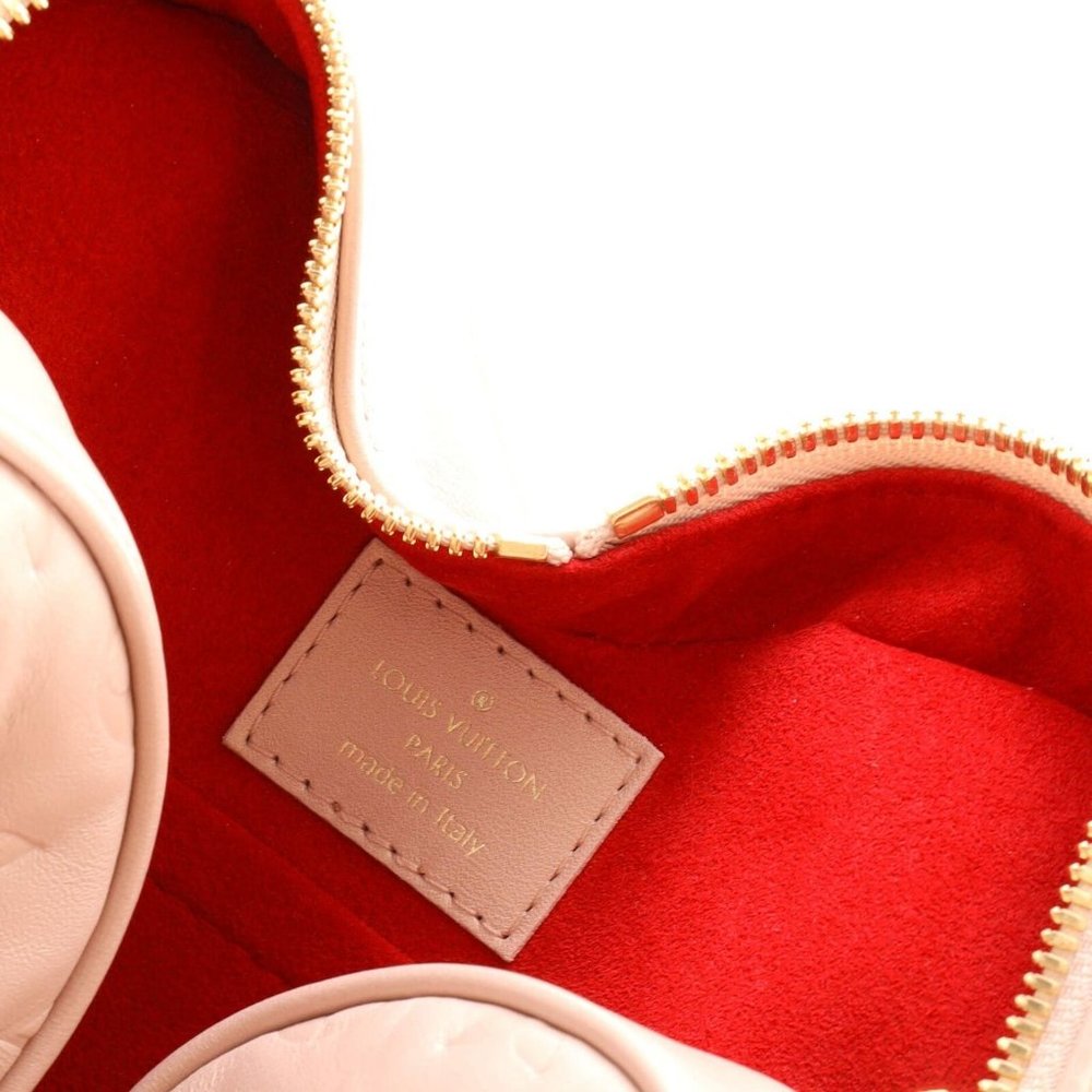 Louis Vuitton Coeur Crossbody bag Limited Edition Fall In Love Monogram Embossed - Picture 7 of 8